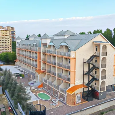 Mandarin Hotel - Airport Shuttle