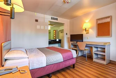 Motel 6 Pomona, CA - Los Angeles Các khách sạn gần Palomares Park Community Center