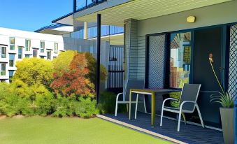 Shoredrive Motel