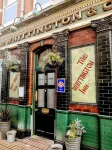 The Whittington and Cat Hotels in Thornton Curtis