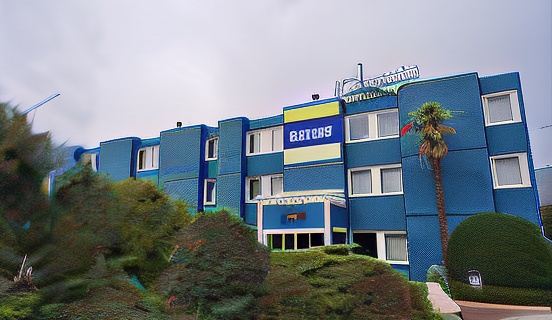 Kyriad Toulon - Hyeres - la Garde Hotels in Var