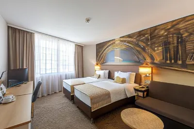 Holiday Inn Moscow - Sokolniki Hotels near AST Mall