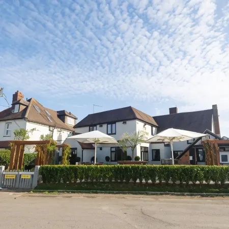 The Potters Arms