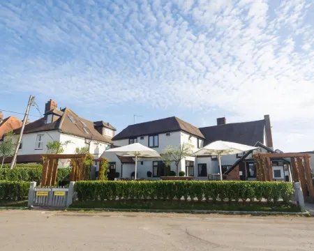 The Potters Arms Hotels in Amersham
