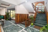 Muscatel Roma - 400 MTS from Mall Road