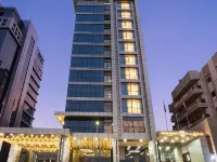 فندق رويال كونتينينتال Hotels near Emirates Aviation College - Building B