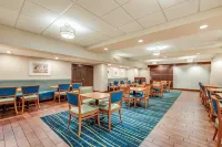 Country Inn & Suites by Radisson, Virginia Beach (Oceanfront), VA - breakfast