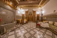 Riad Ouliya - Bãi đậu xe