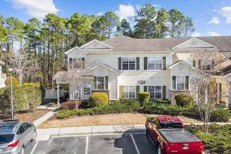 3 Bedroom Condo in Myrtle Beach Отели в г. Ред Хилл