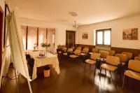 Hotel Quo Vadis