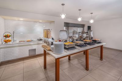 レストラン ヒルトン ガーデン イン フェニックス ダウンタウンの写真