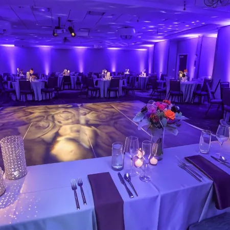 voco THE CLAIR CINCINNATI DOWNTOWN by IHG