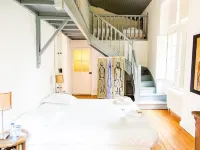 Chambres d'Hôtes Château Beaupré Hotels in Tavel