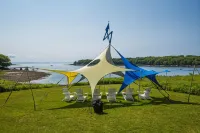 Island View Inn - parking