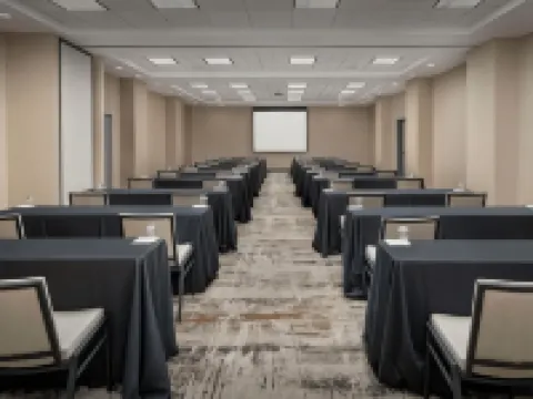 ダブルツリー バイ ヒルトン チャタヌーガ ハミルトン プレイス チャタヌーガのホテル