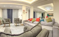 Hotel Golden Hills