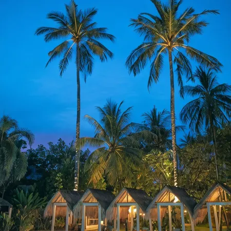 The Forty Eight Resort Candidasa Отели рядом с достопримечательностью «Пляж Кандидаса»