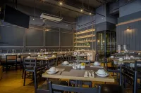 ARTOTEL Grand Prima Surabaya - breakfast