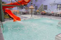 Canad Inns Destination Centre Garden City - ที่มีอ่างอาบน้ำ