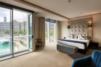 Marsden Viaduct Hotel