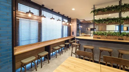 SUPER HOTEL Minamihikone Station Отели в г. Хиконе