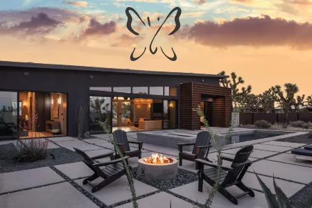 Tranquil Oasis with Spa and Stargazing - Stunning Desert Retreat