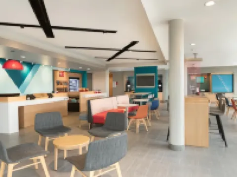 avid hotel TULSA SOUTH - MEDICAL DISTRICT by IHG Hotels in Tulsa