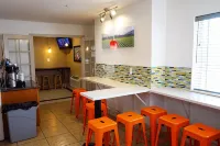 Howard Johnson by Wyndham Salinas Hotels in Salinas