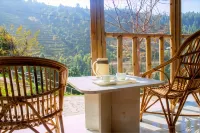 Glamwood Resort Dhanaulti, Ranked 1 in Dhanaulti فنادق في Kempty Range