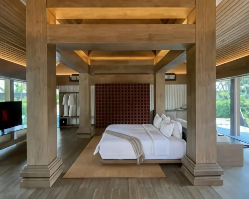 Djoglo Luxury Bungalow Hotels in Pakis