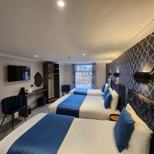 Mentone Hotel