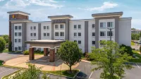 La Quinta Inn & Suites by Wyndham Columbus - Edinburgh Hotels in Columbus