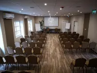 The Hotel Unforgettable - Hotel Tiliana by Homoky Hotels & Spa Hotels in Budaorsi