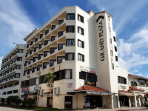 グランド プラザ ホテル タムニンのホテル