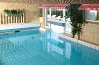 Sporthotel Zum Hohen Eimberg - Pools