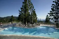 Holiday Inn Club Vacations TAHOE RIDGE RESORT by IHG - piscina