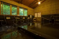 Kurokawa Onsen Oku No Yu - Hot Springs
