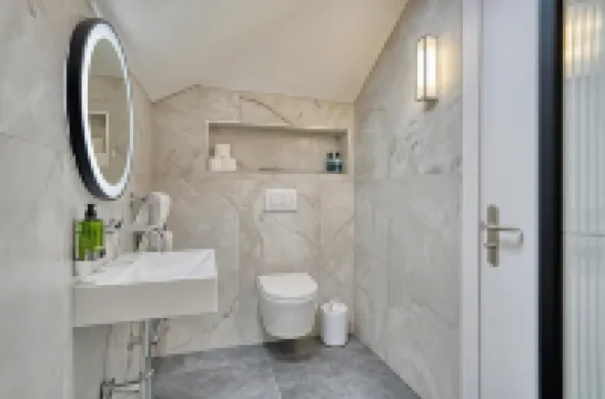 City Oasis Craigpark Residence