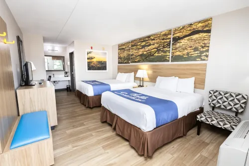 Days Inn by Wyndham Dayton Huber Heights Northeast - 2-Star