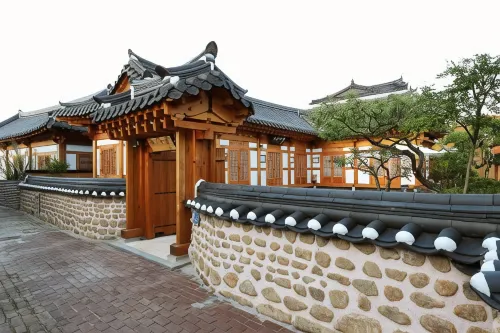 Hanok Hyeyum - Pensions