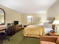Quality Inn & Conference Center Hotels in Cleburne County