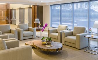 Blue Tree Premium Alphaville