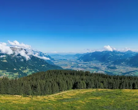 Mazot Douillet de Montagne Isolé en Pleine Nature en Autonomie D'énergie Hotels in Monthey