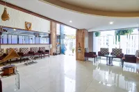 Hotel Blue Lagoon Отели в г. Даман