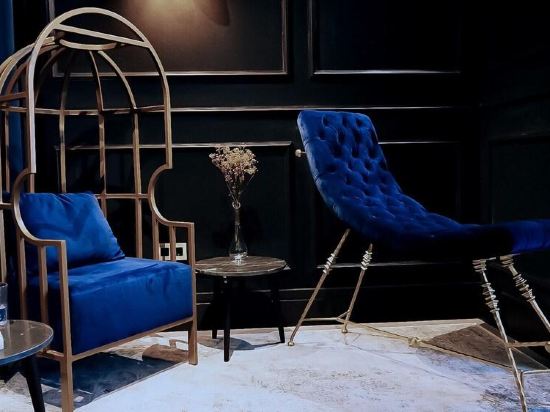 Apartment Shibari by Justine Apartments