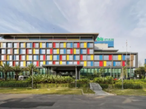 Ibis Styles Batam Nagoya Hotels near Masjid Cheng Hoo