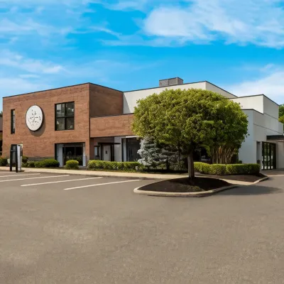 The Hub Middletown Red Bank, BW Signature Collection Hotels near Popamora Point Beach