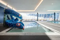 Family Resort Rainer Sexten - piscina