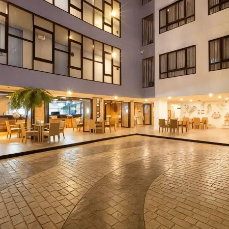 Xen Hotel Nakhon Pathom