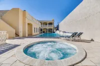 15,000 sqft Mansion 5 min from strip! 1.5 acre compound. - Villas